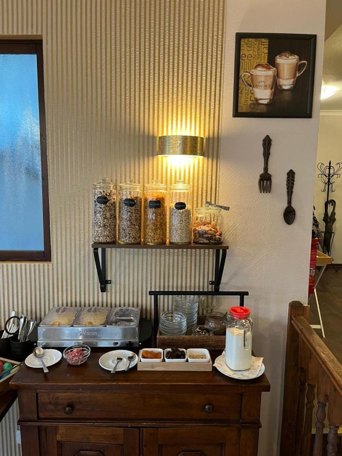Hotel Garni Zum Rebstock Naumburg  Bagian luar foto