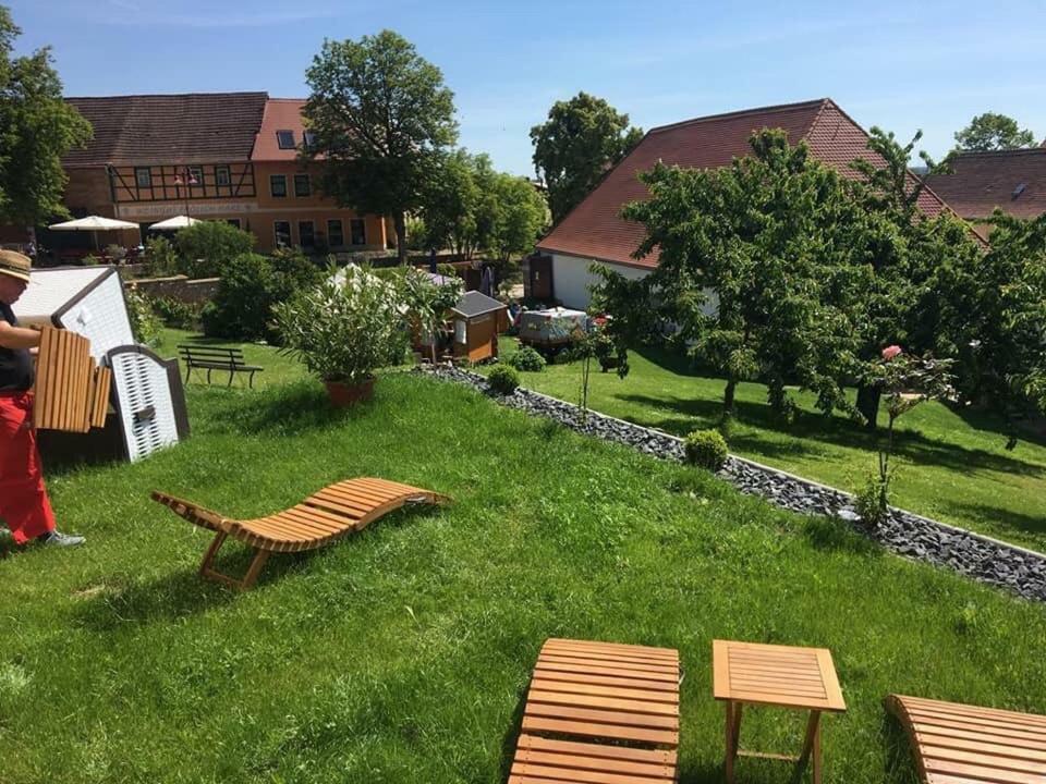 Hotel Garni Zum Rebstock Naumburg  Bagian luar foto